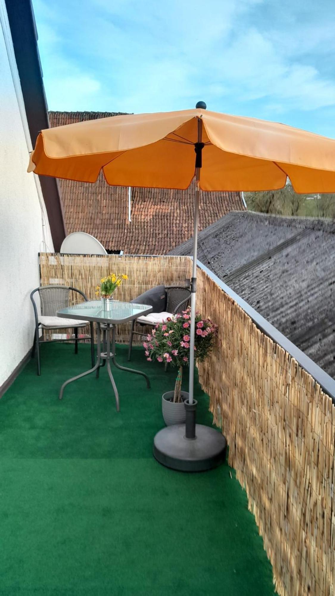 Ferienwohnung An Den Itzauen Großheirath Екстериор снимка